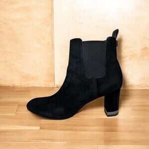 Tory Burch Chelsea Suede Bootie Size 9M